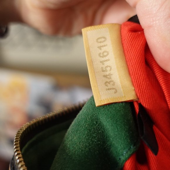 Dooney & Bourke Satchel- Vintage tan and brown - Picture 13 of 16